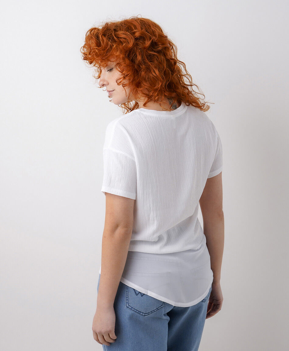 Polera mujer mix texturas bolsillo