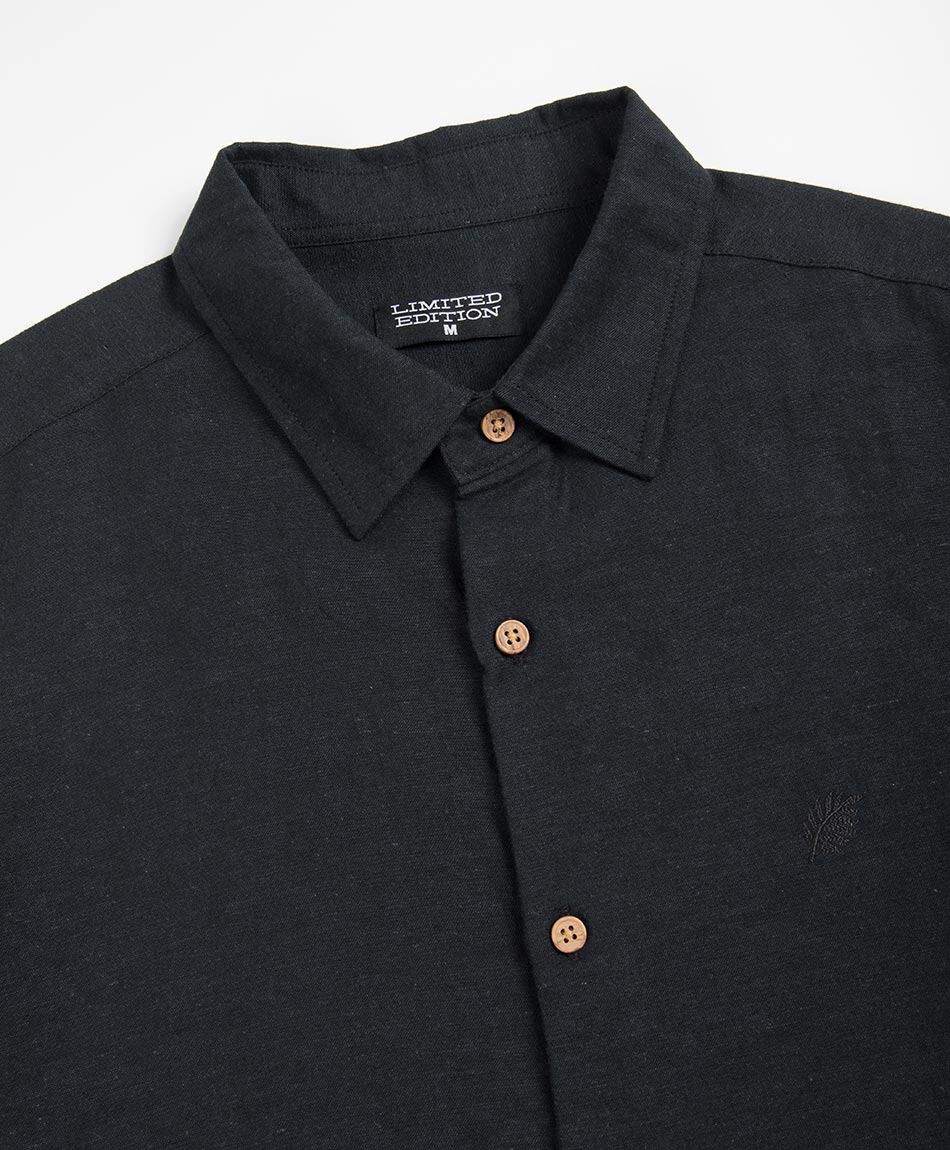 Camisa hombre lino bordado