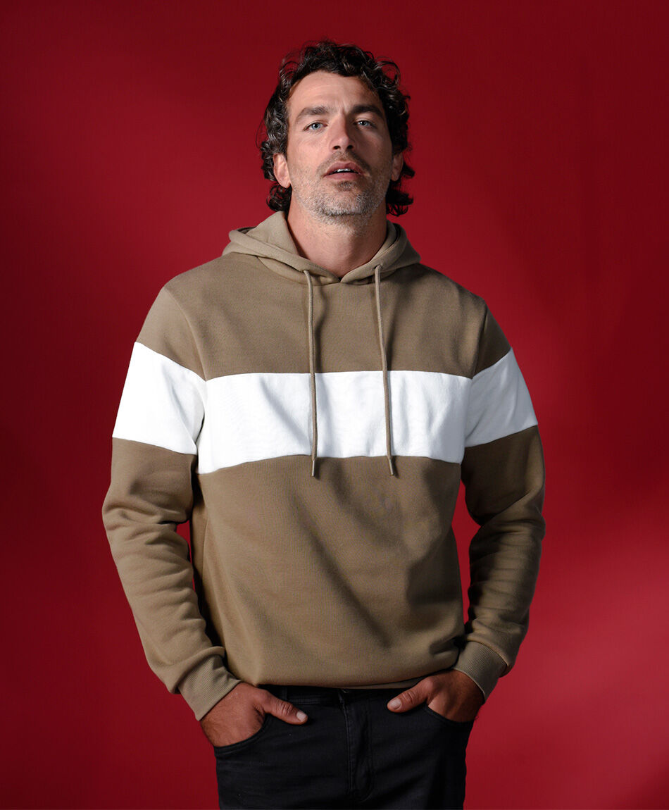 Buzo hombre l&iacute;nea blanca