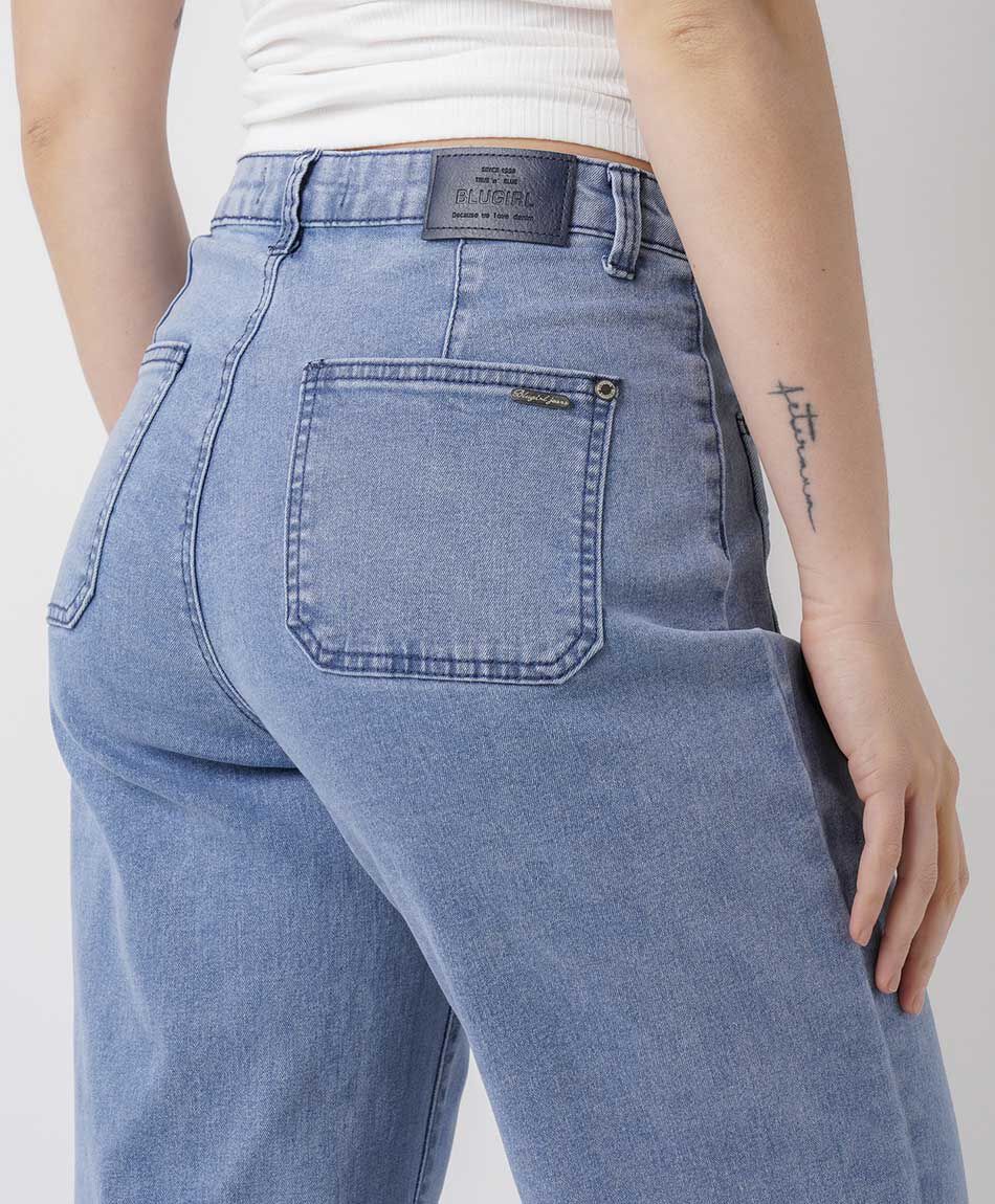 Jeans mujer straight bolsillo bot&oacute;n