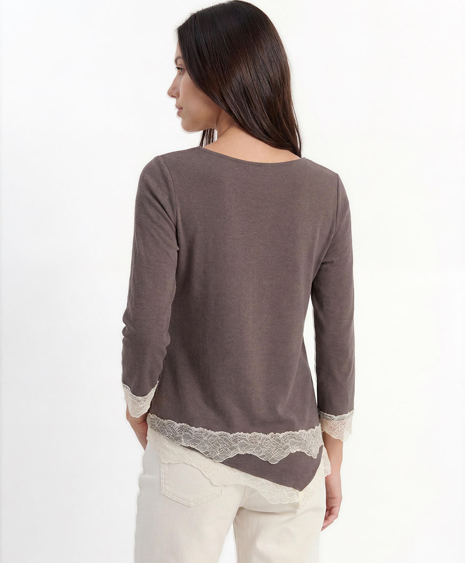 Remera mujer asim&eacute;trica encaje
