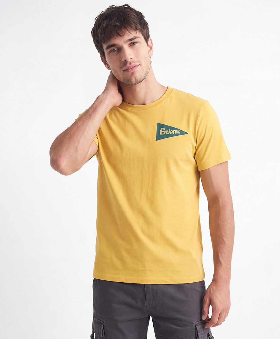 Remera hombre doble estampado figuras