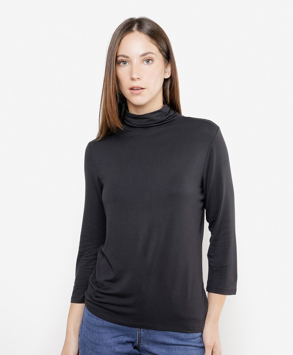 Remera mujer lisa cuello alto