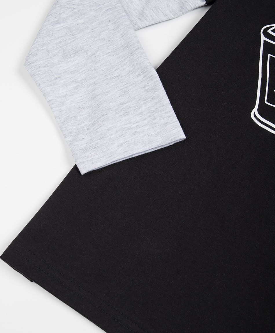 Remera ni&ntilde;o estampado un the risk