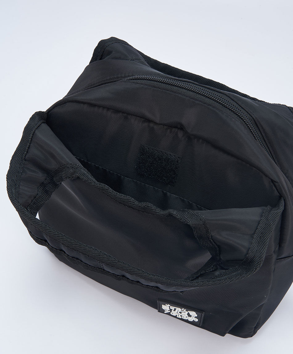 Lonchera escolar negra