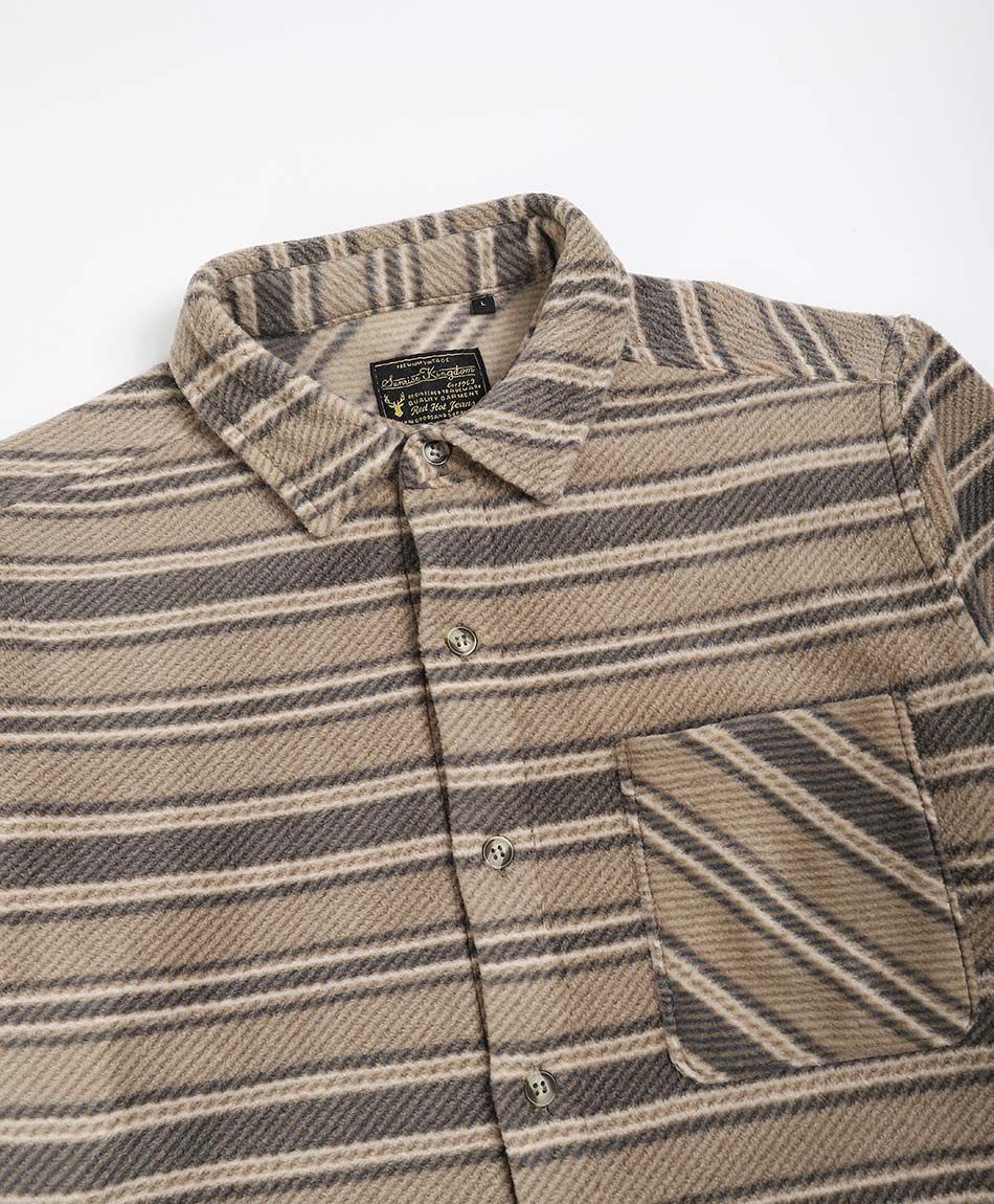 Campera hombre le&ntilde;adora l&iacute;neas