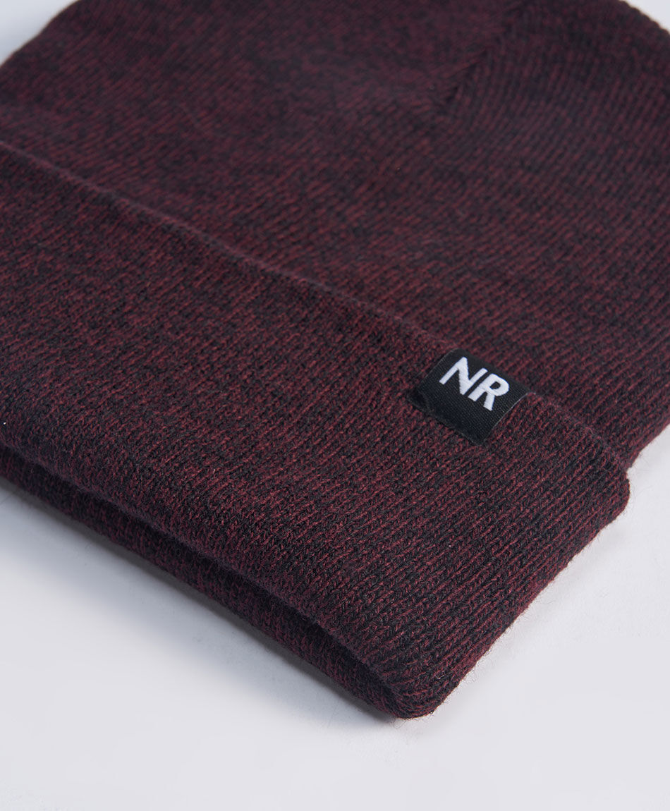 Gorra hombre cl&aacute;sico burdeo