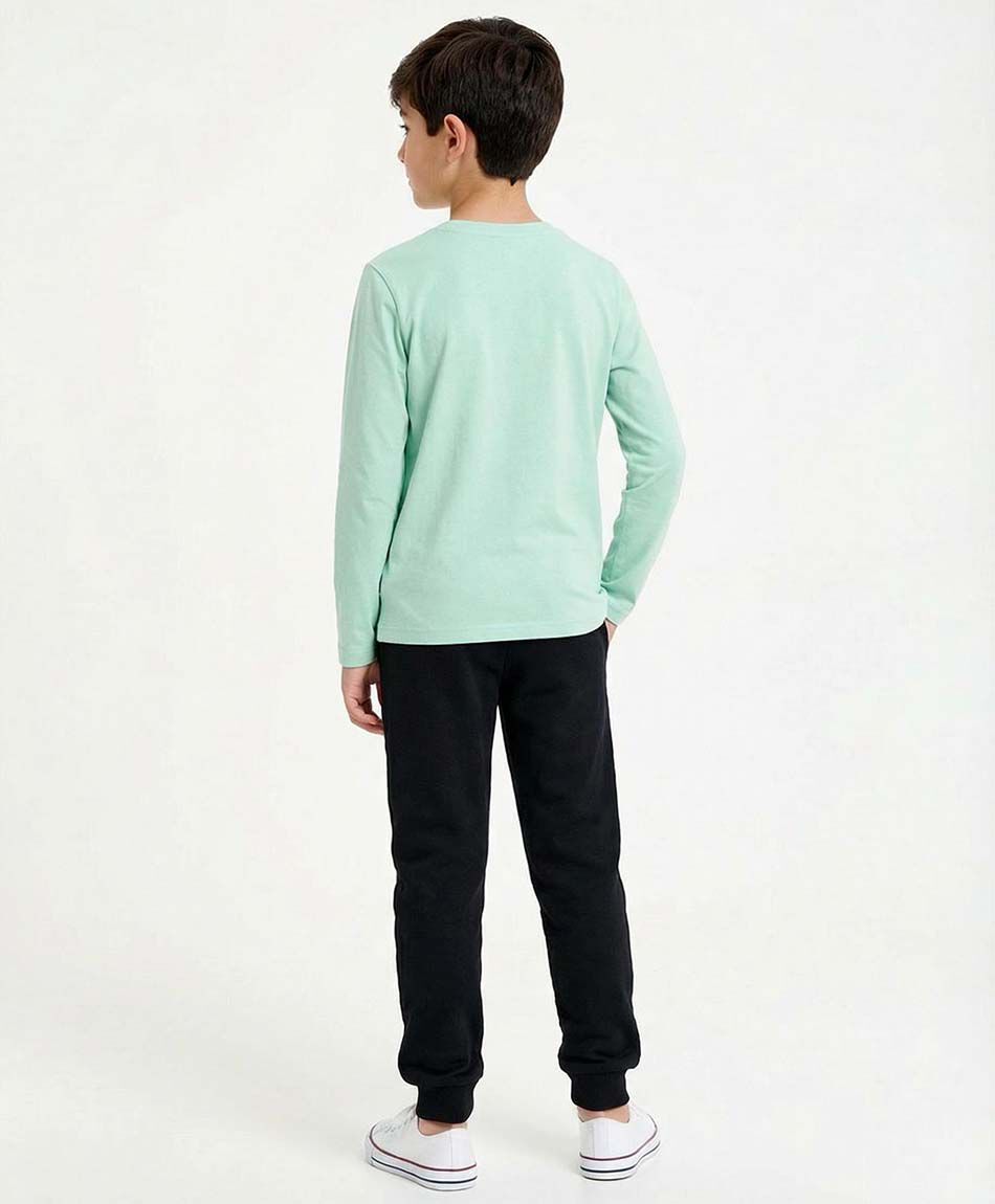 Buzo ni&ntilde;o costuras