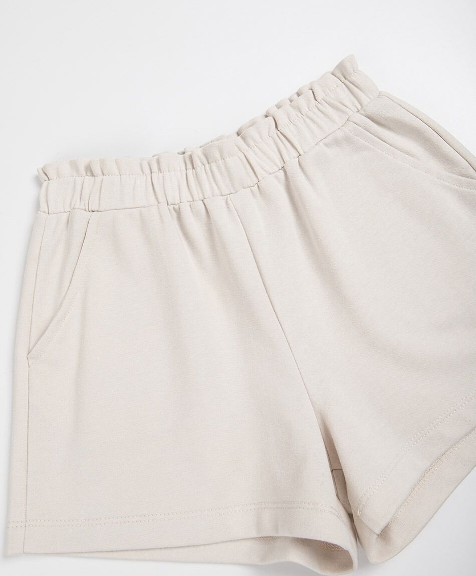 Short ni&ntilde;a b&aacute;sico beige