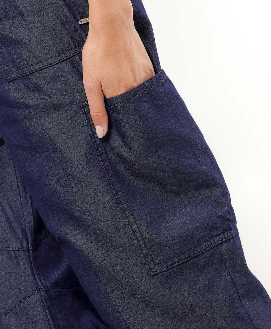 Pantal&oacute;n mujer cargo amarre acinturado