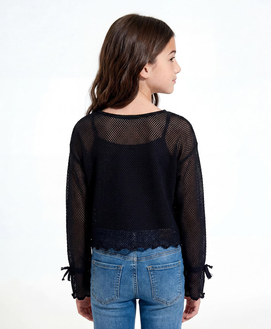 Remera ni&ntilde;a calada negro