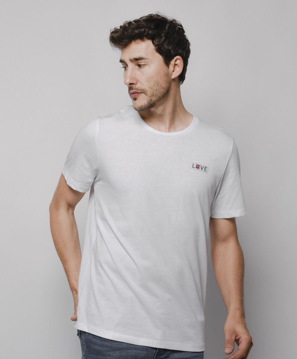 Remera hombre parche