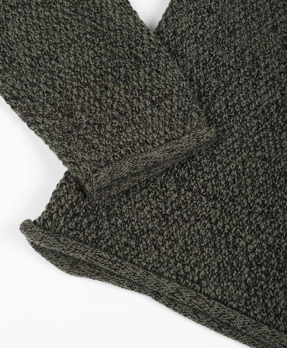 Sweater hombre terminaciones enrolladas