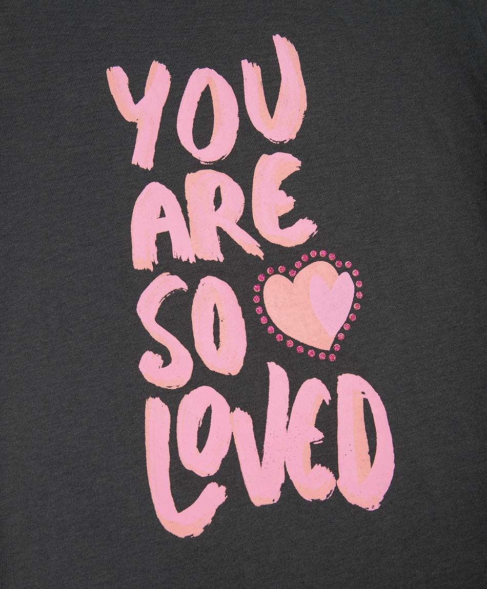 Remera ni&ntilde;a loved