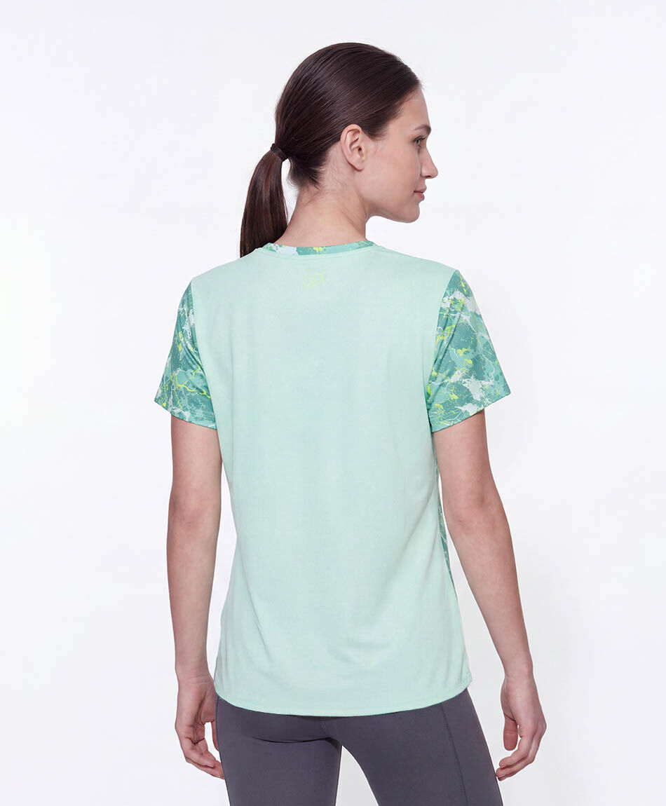 Remera deportiva mujer dise&ntilde;o olas