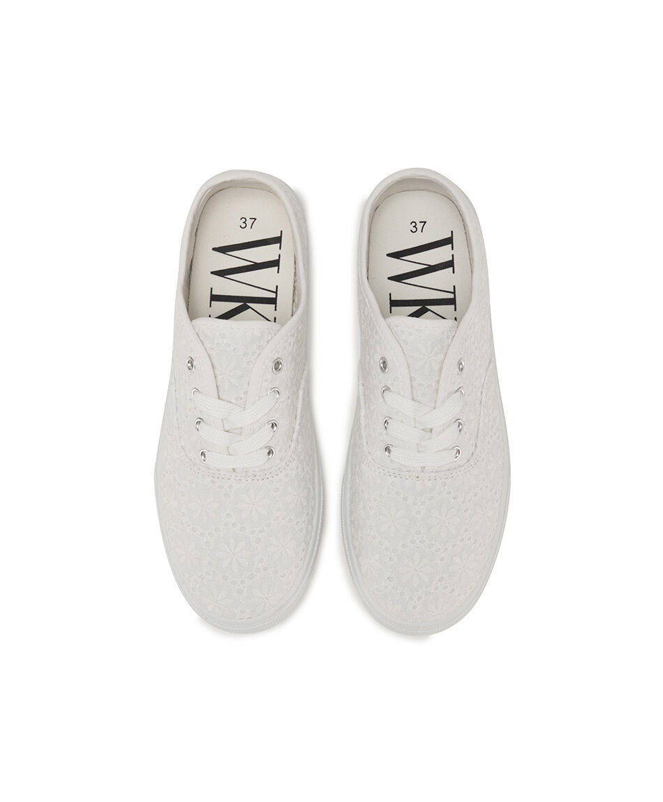Zapatilla mujer lona blanca floreada