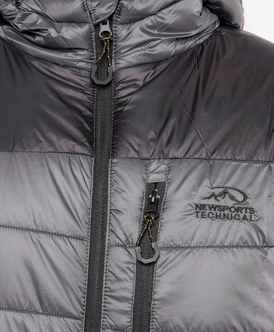 Parka deportiva hombre costuras