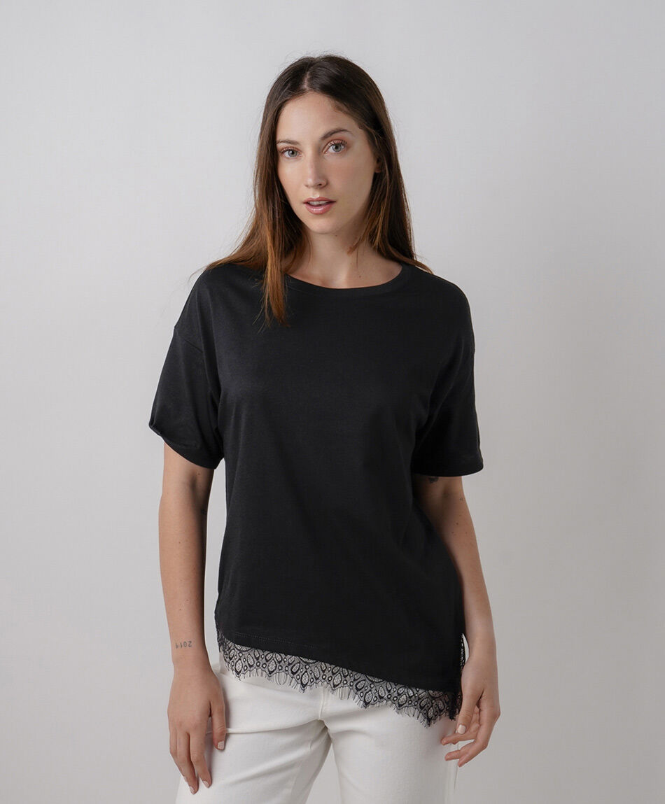 Remera mujer encaje basta