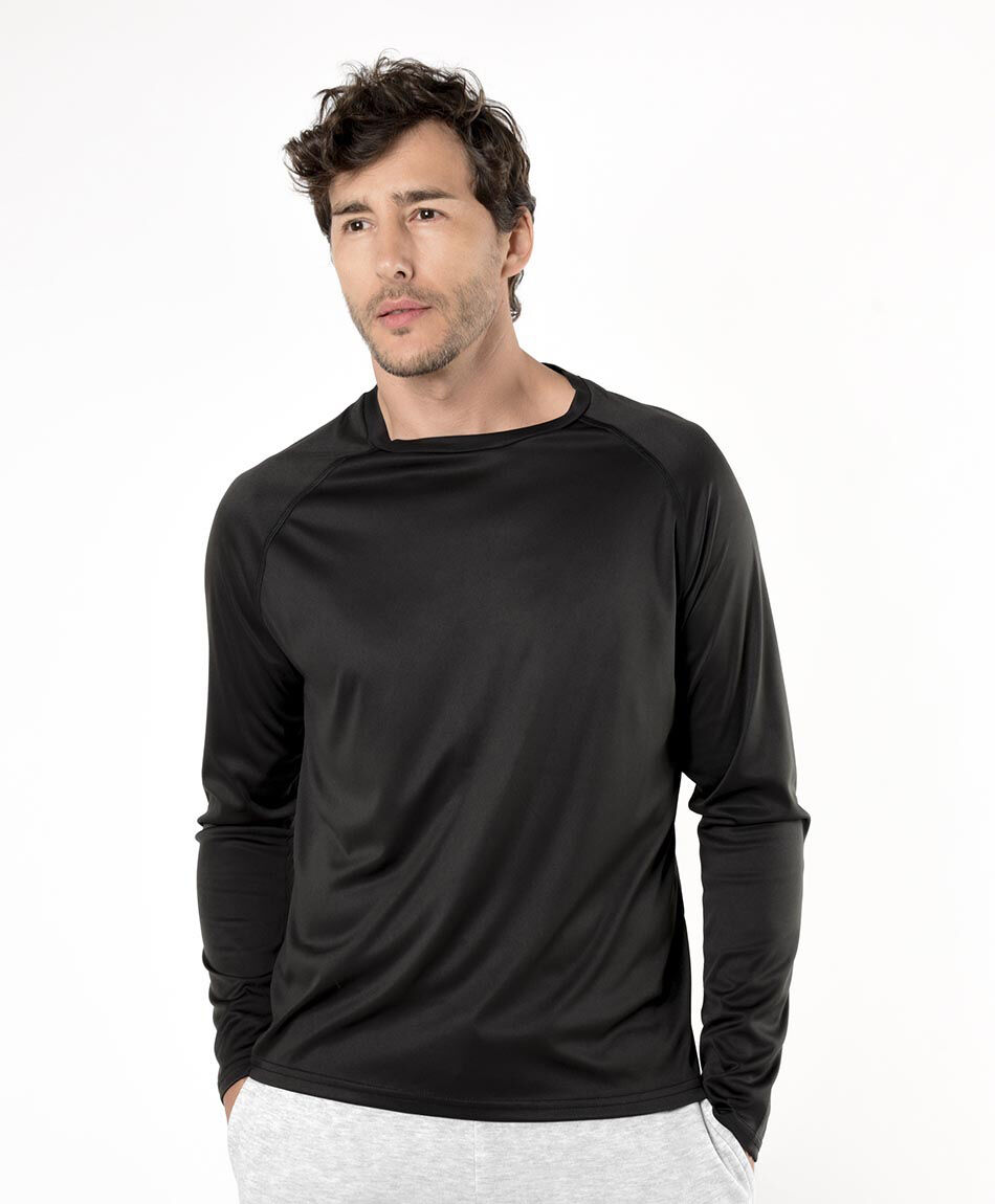Remera deportiva hombre primera capa