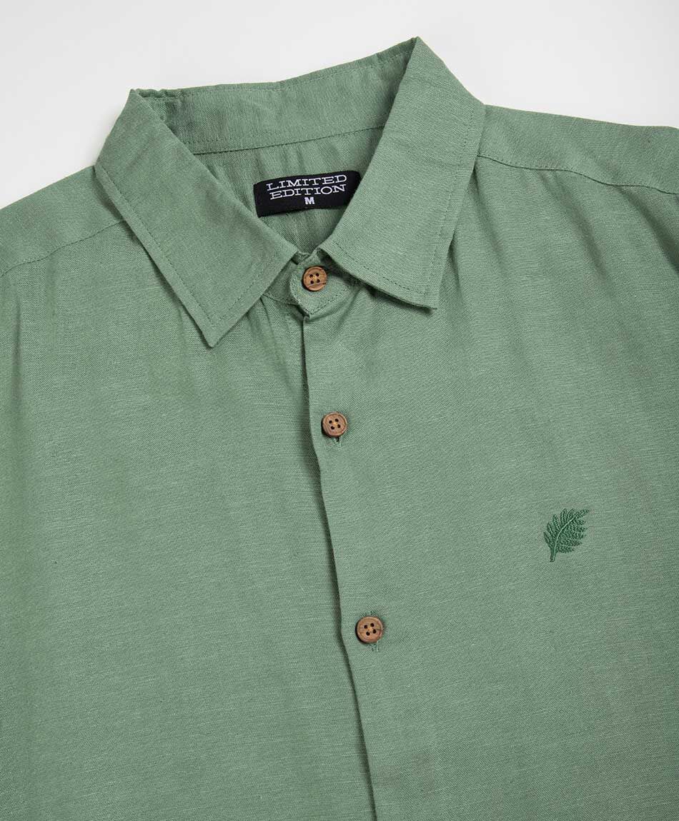 Camisa hombre lino bordado