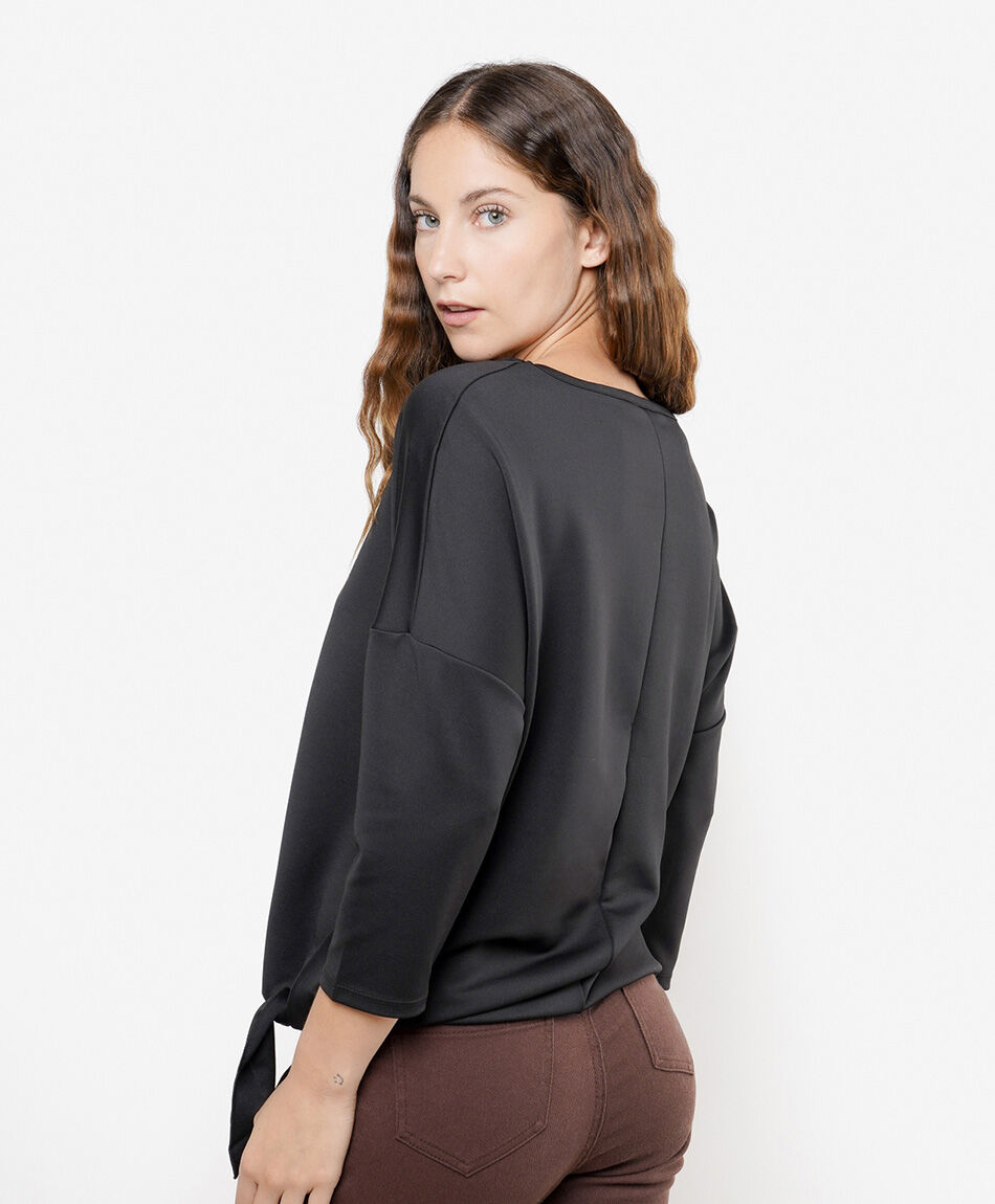 Remera mujer nudo lateral negro