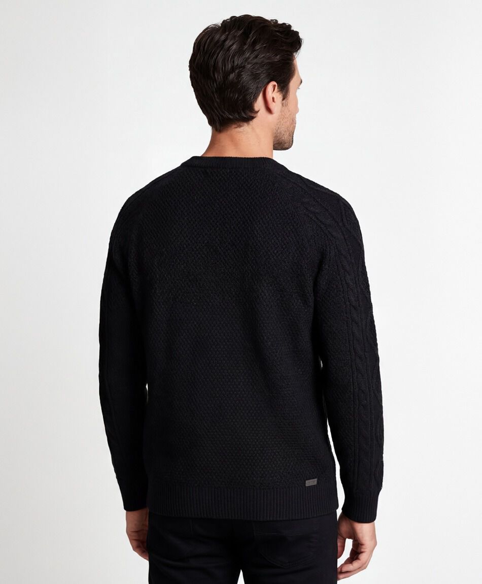 Sweater hombre cuello redondo trenzado negro