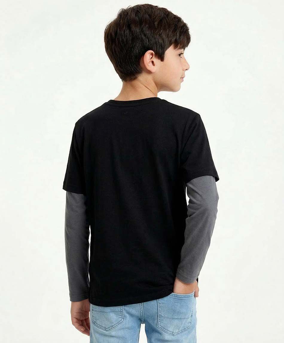 Remera ni&ntilde;o estampado futbol