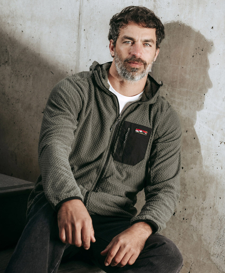 Buzo hombre outdoor textura
