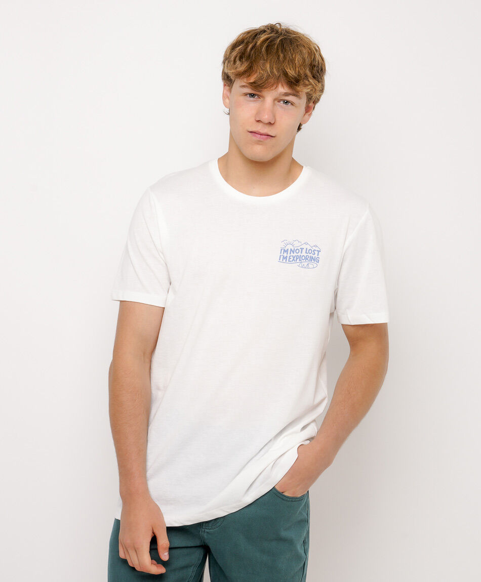 Remera hombre doble estampado adventure