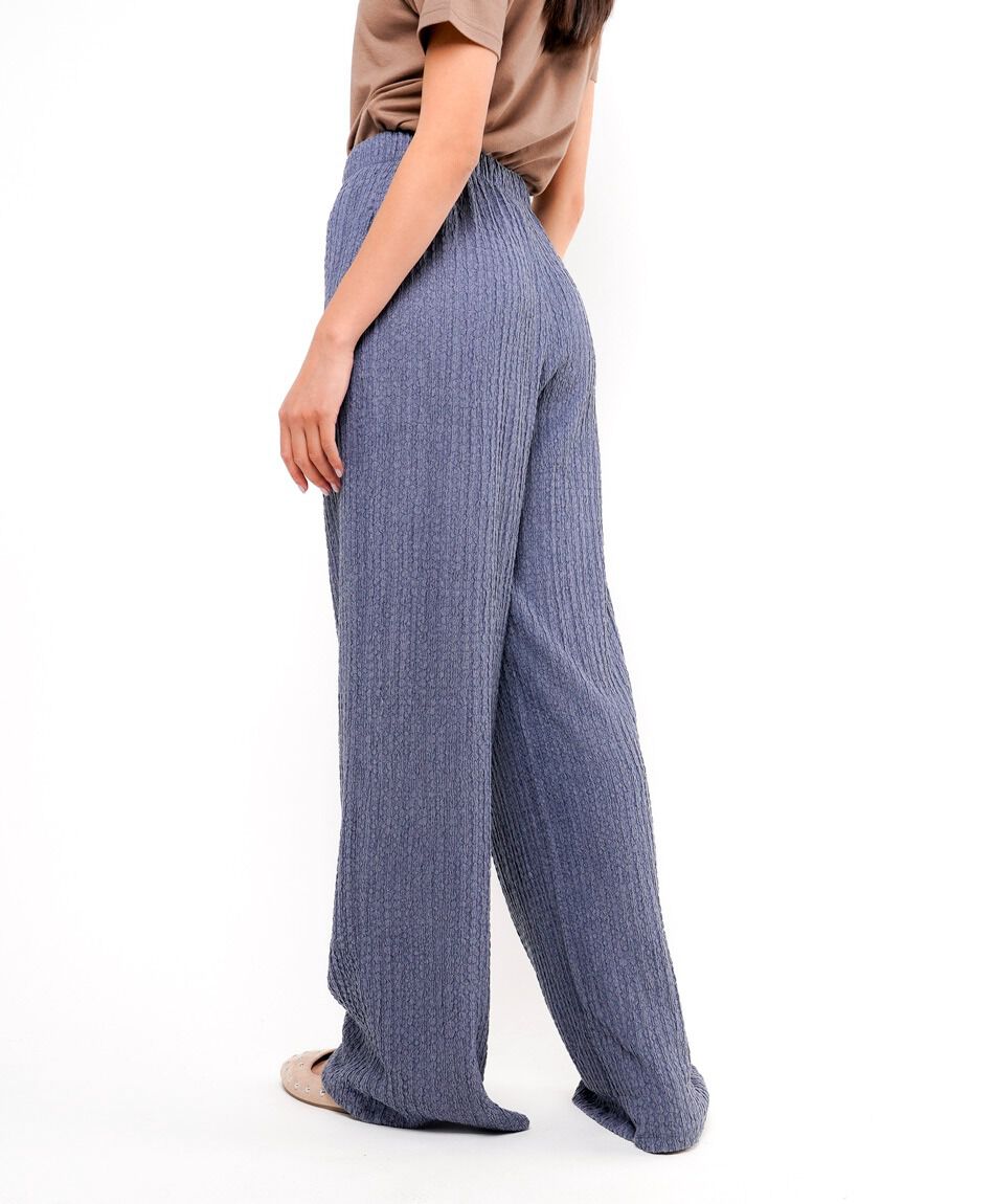 Pantal&oacute;n mujer textura