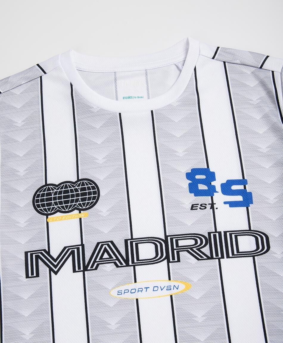 Remera ni&ntilde;o f&uacute;tbol madrid