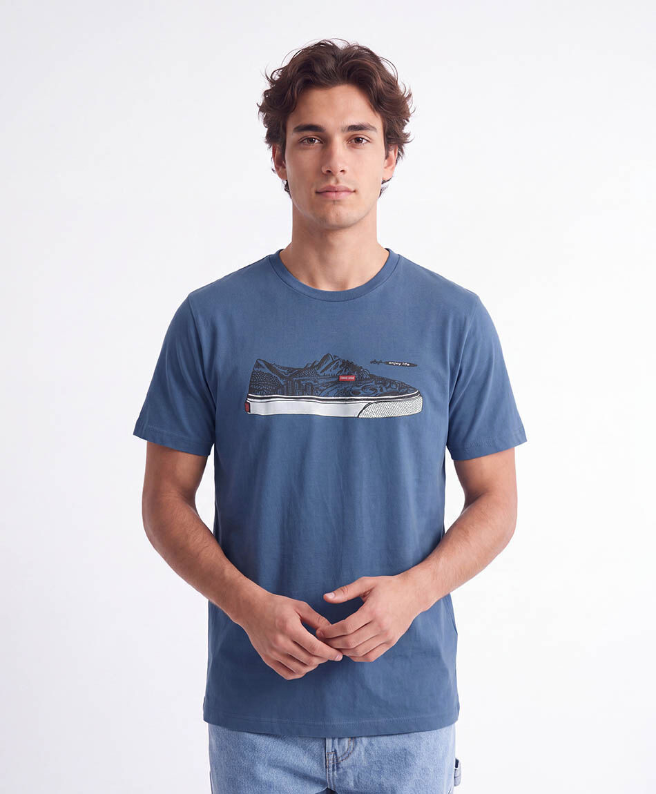 Remera hombre print zapatilla