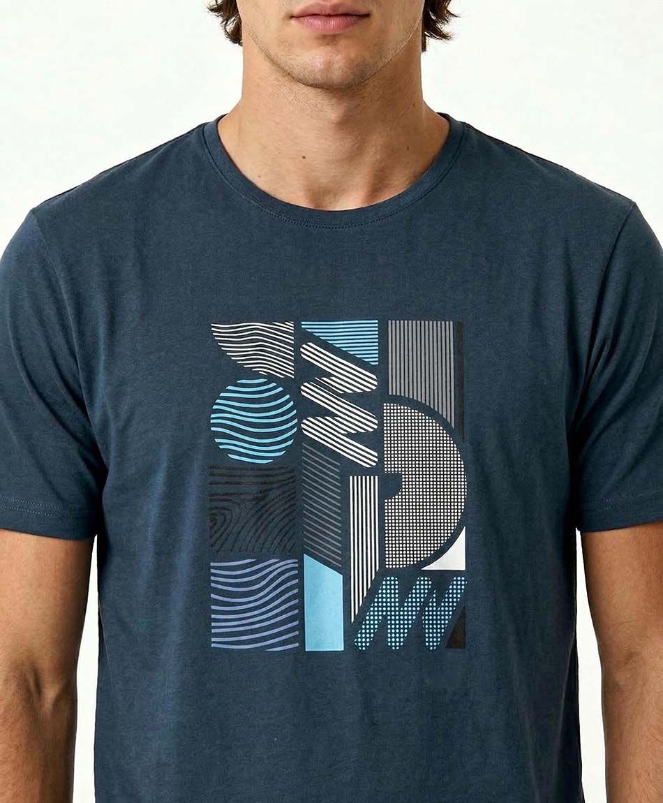 Remera deportiva hombre abstract