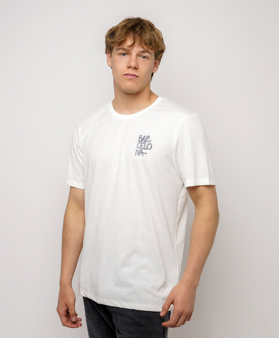 Remera hombre doble estampado  barcelona