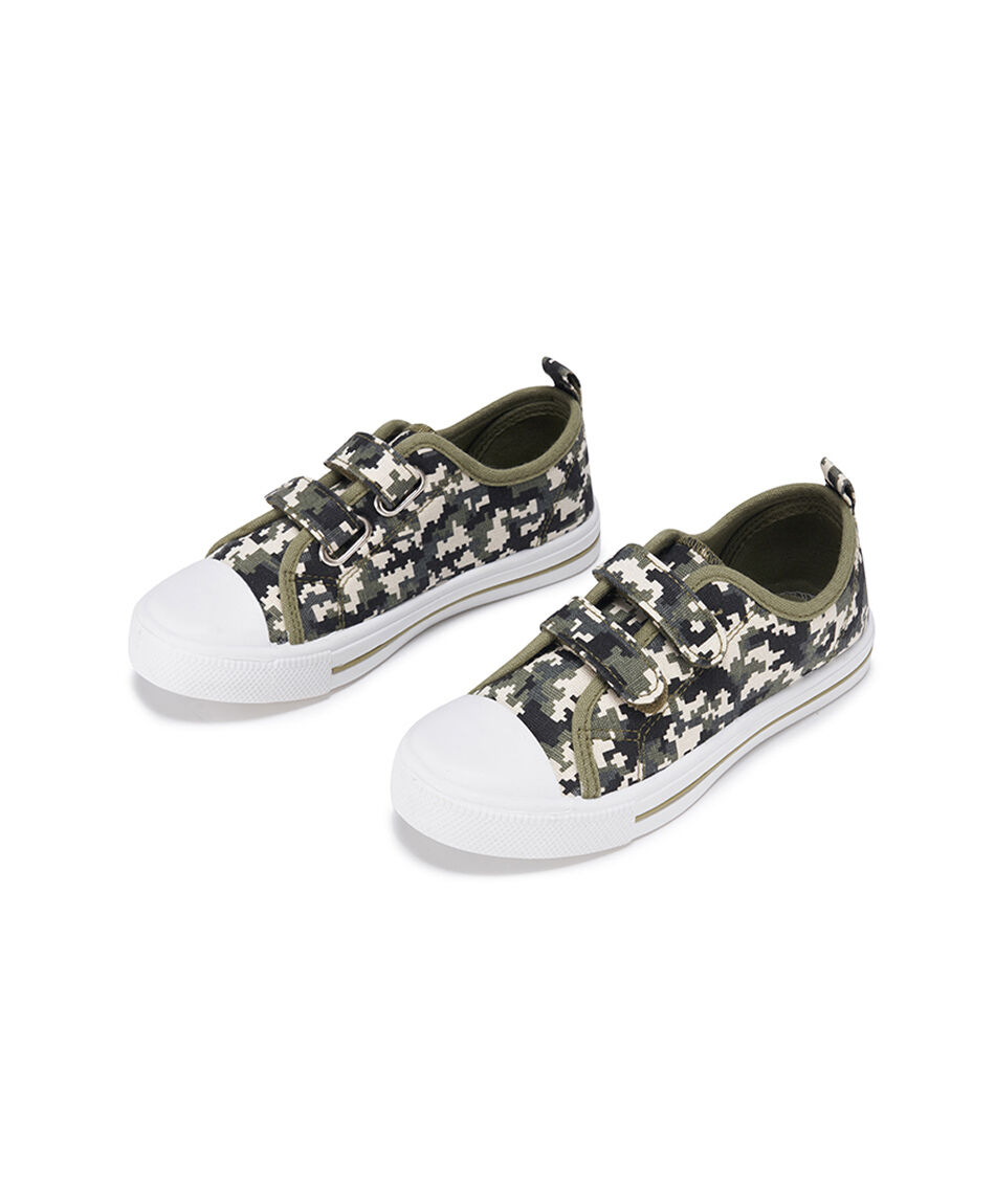 Zapatilla infantil (26 a 31) lona camuflaje