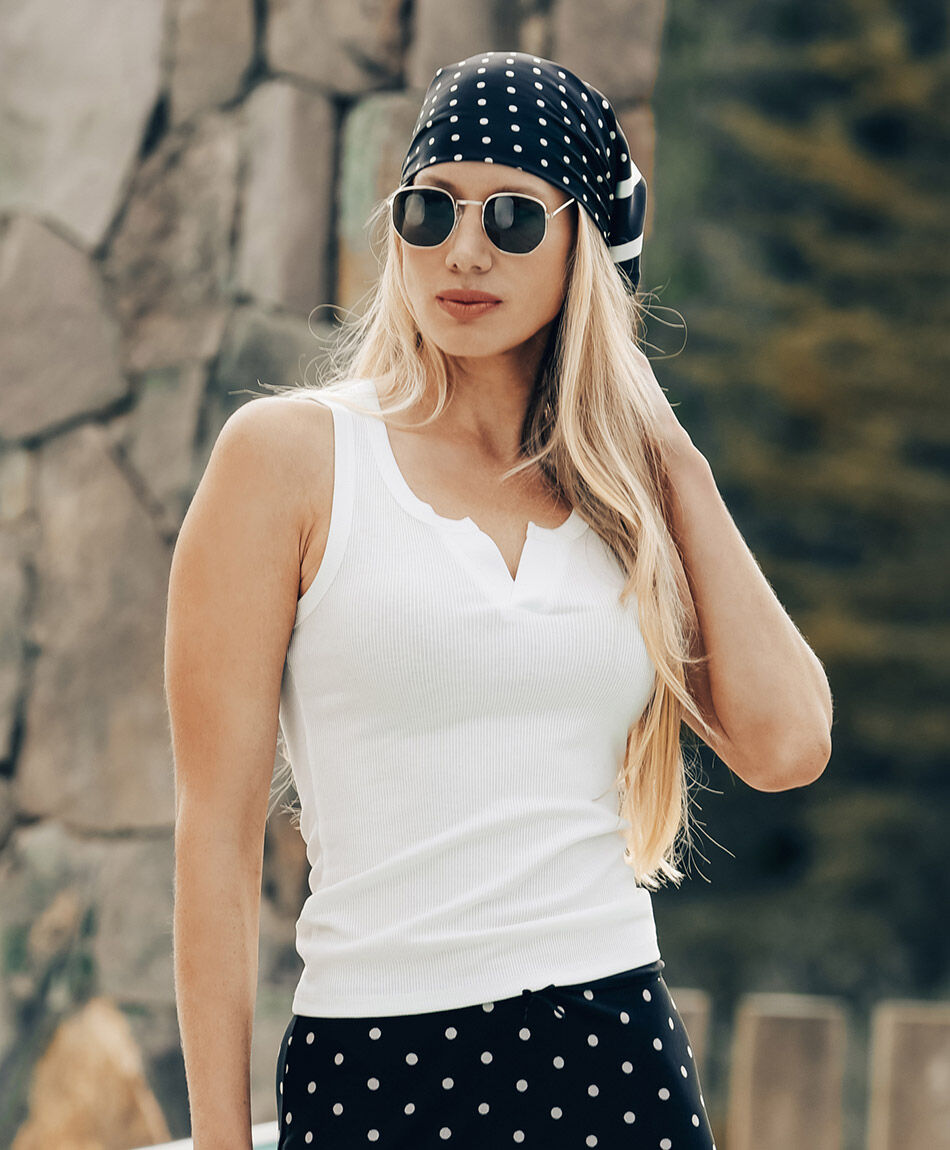 Remera mujer canale escote blanca