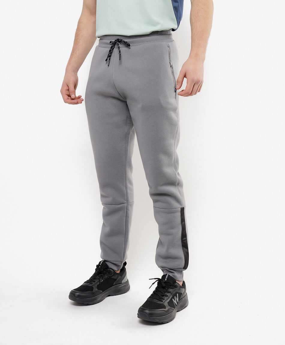 Pantal&oacute;n deportivo hombre costuras