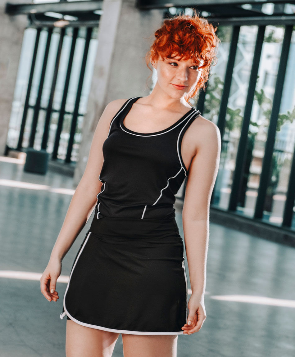 Remera deportiva mujer piping sin mangas