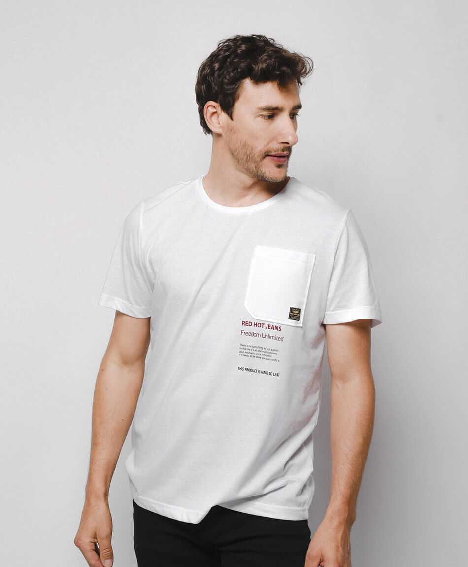 Remera hombre bolsillo frase