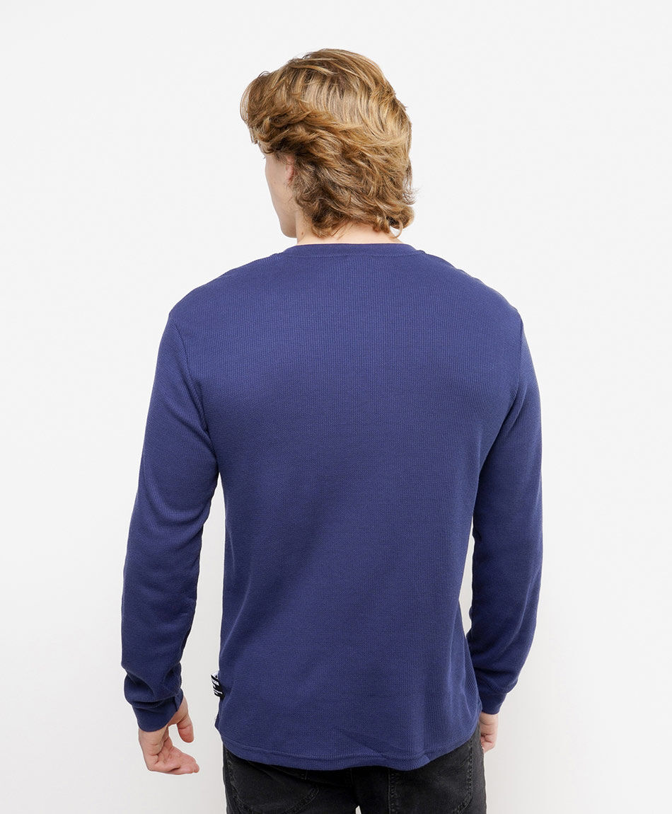 Remera hombre texturizada botones